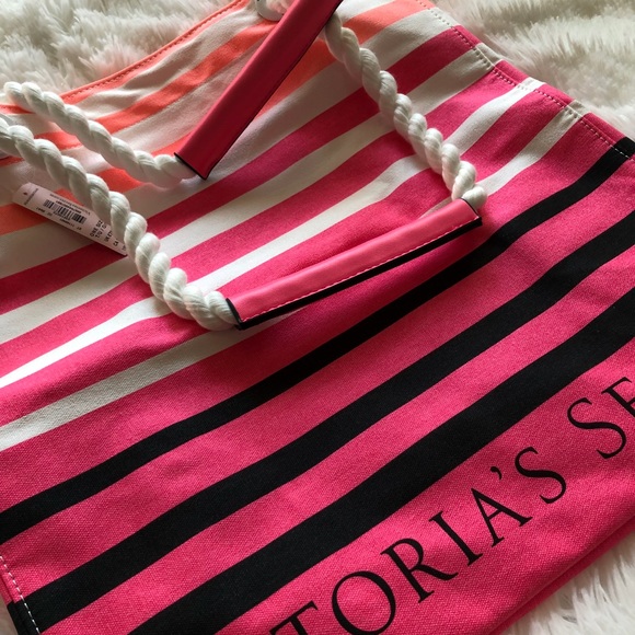 Victoria’s Secret Beach Tote Bag - Striped NWT - Picture 3 of 4